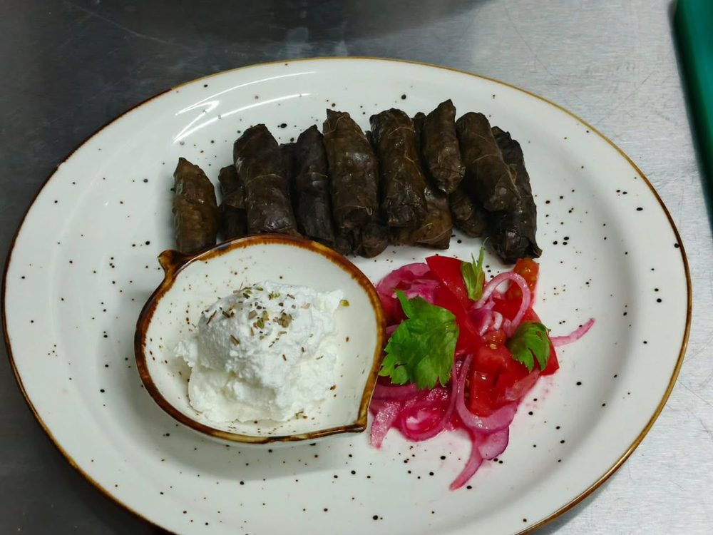 Yarpaq dolması